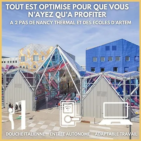 Le Circus D'artem By Sacre Isidore דירה